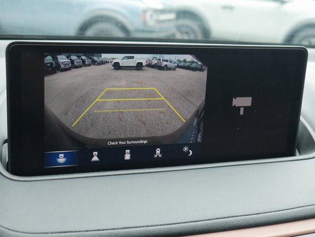 Used 2022 Acura MDX SH-AWD image 4