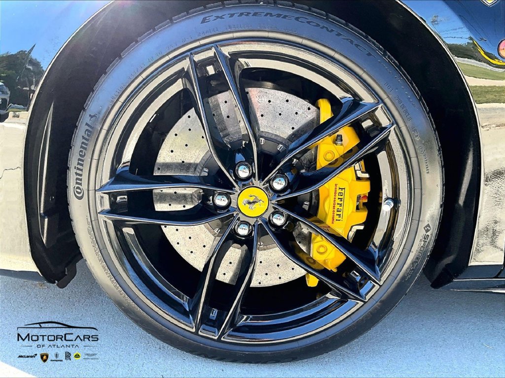 Used 2017 Ferrari 488 Spider RWD image 9