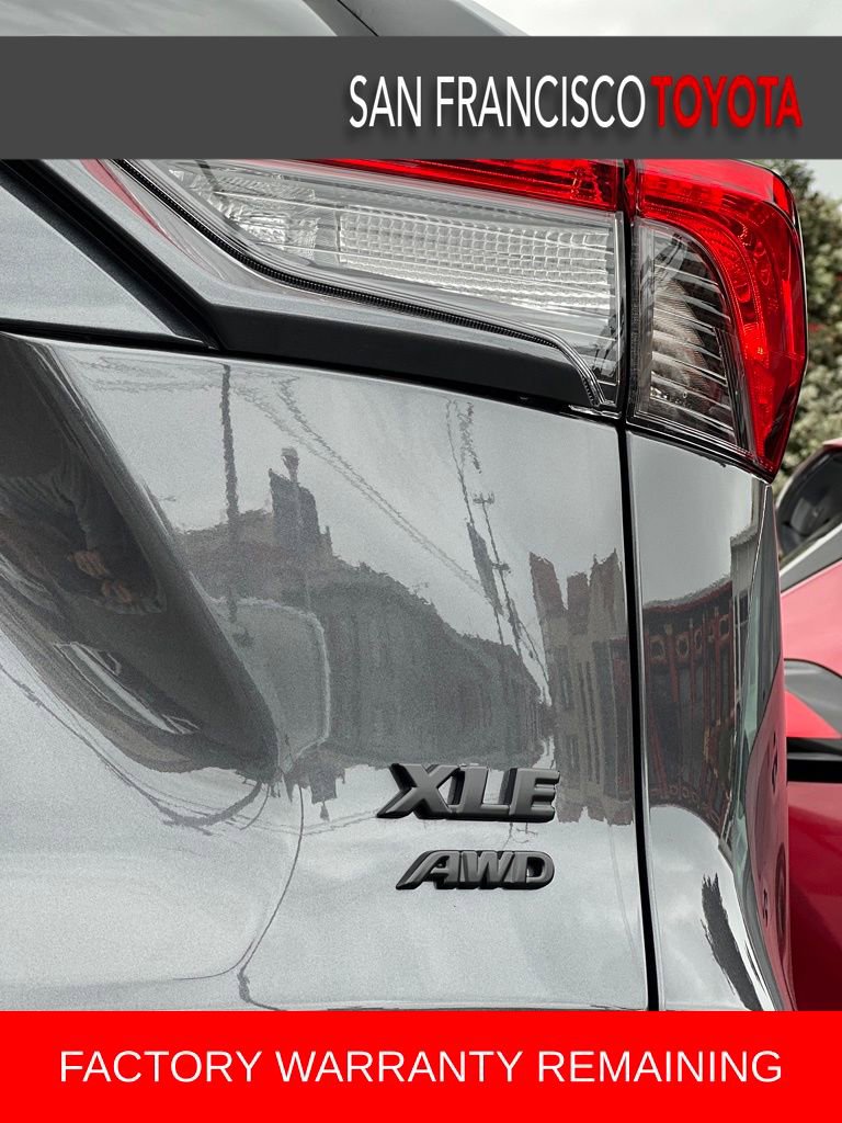 Used 2025 Toyota RAV4 XLE AWD/4WD image 10