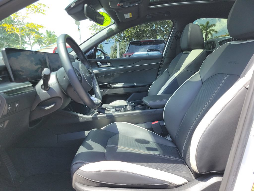 Certified 2025 Kia K5 GT-Line w/ GT-Line Premium Package FWD image 2
