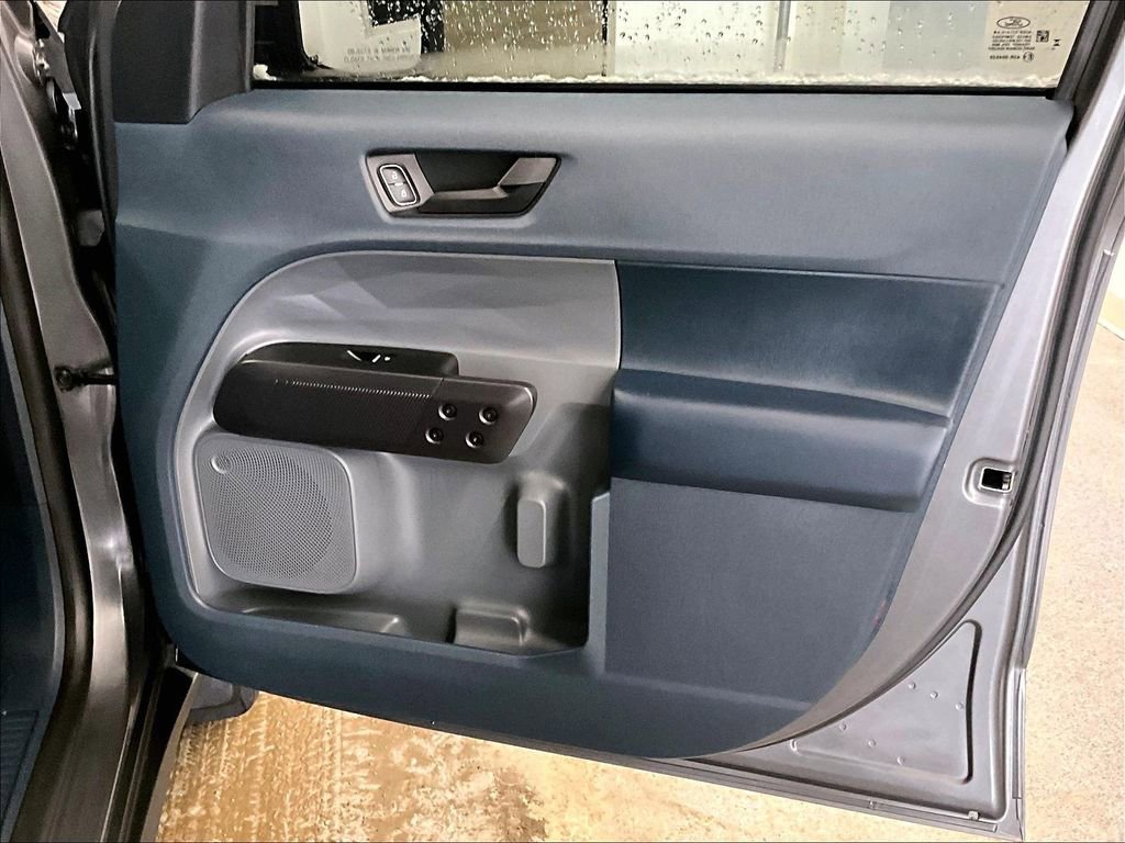 Used 2023 Ford Maverick XLT w/ XLT Luxury Package image 12