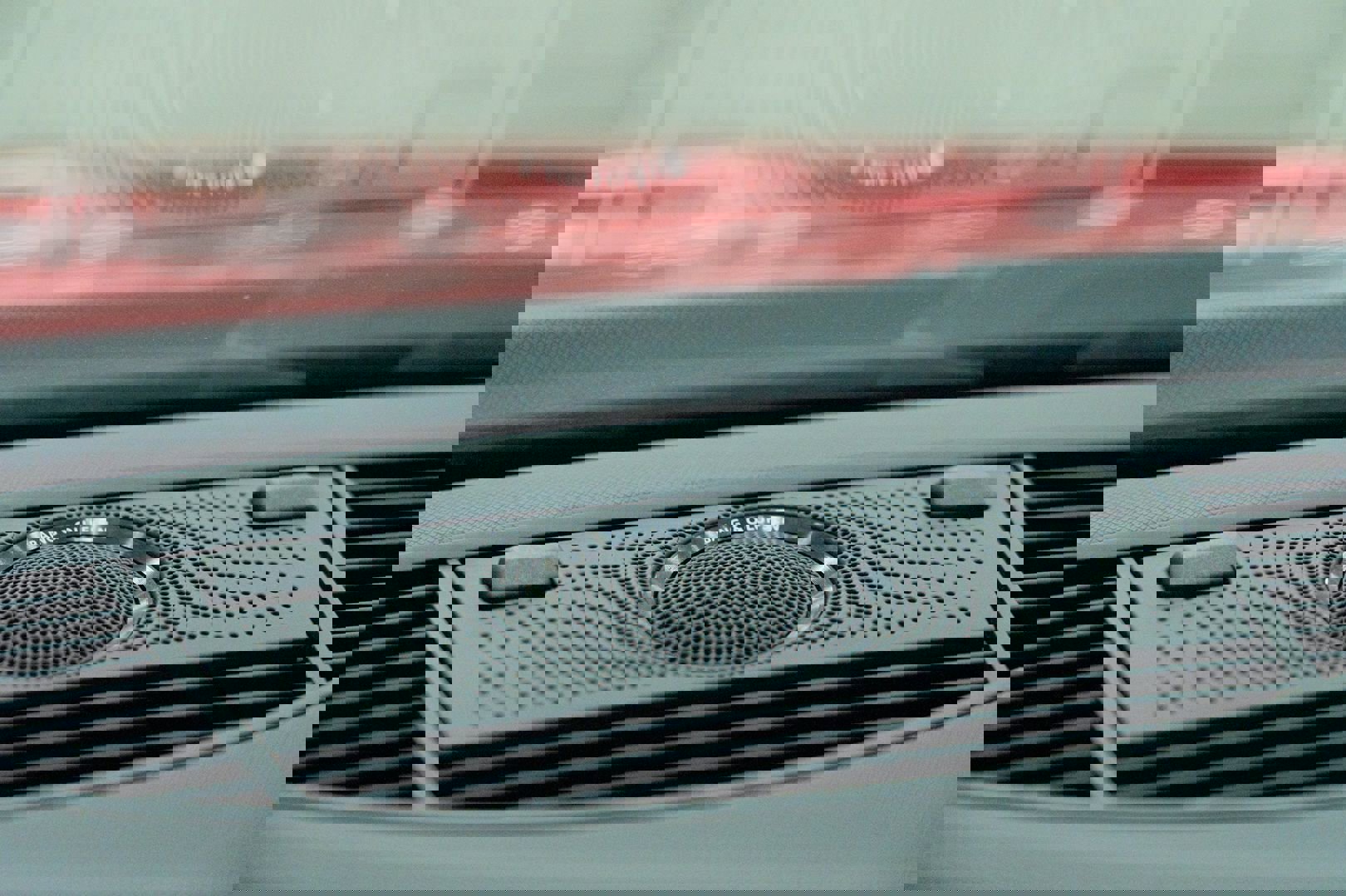 Used 2014 Audi R8 V8 w/ Convenience Package image 45