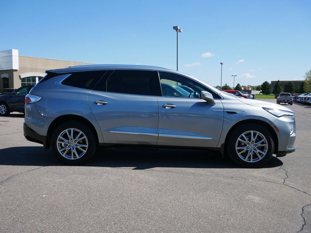 Used 2023 Buick Enclave Premium w/ Experience Buick Package AWD/4WD image 11