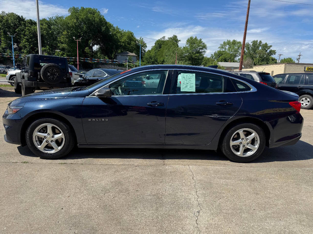 Used 2017 Chevrolet Malibu LS image 4