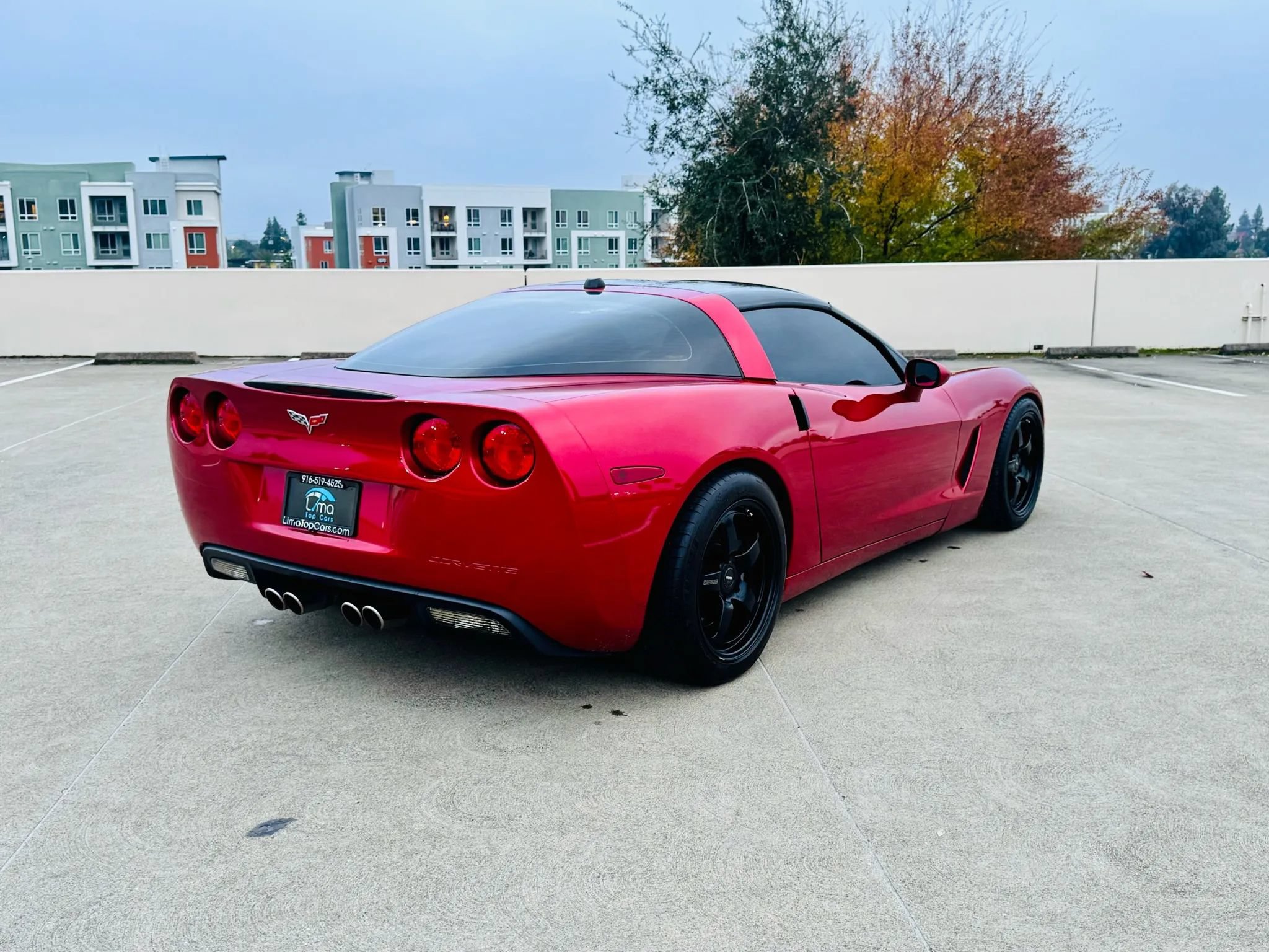 Used 2005 Chevrolet Corvette Coupe w/ Preferred Equipment Group RWD image 11