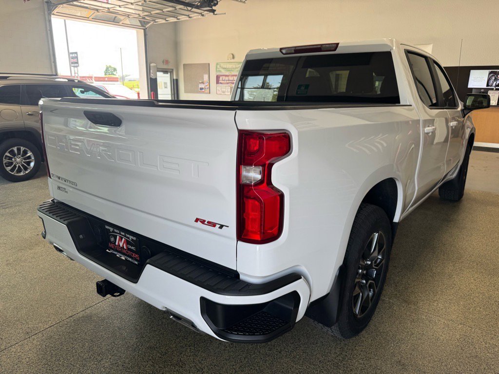 Used 2024 Chevrolet Silverado 1500 RST image 5