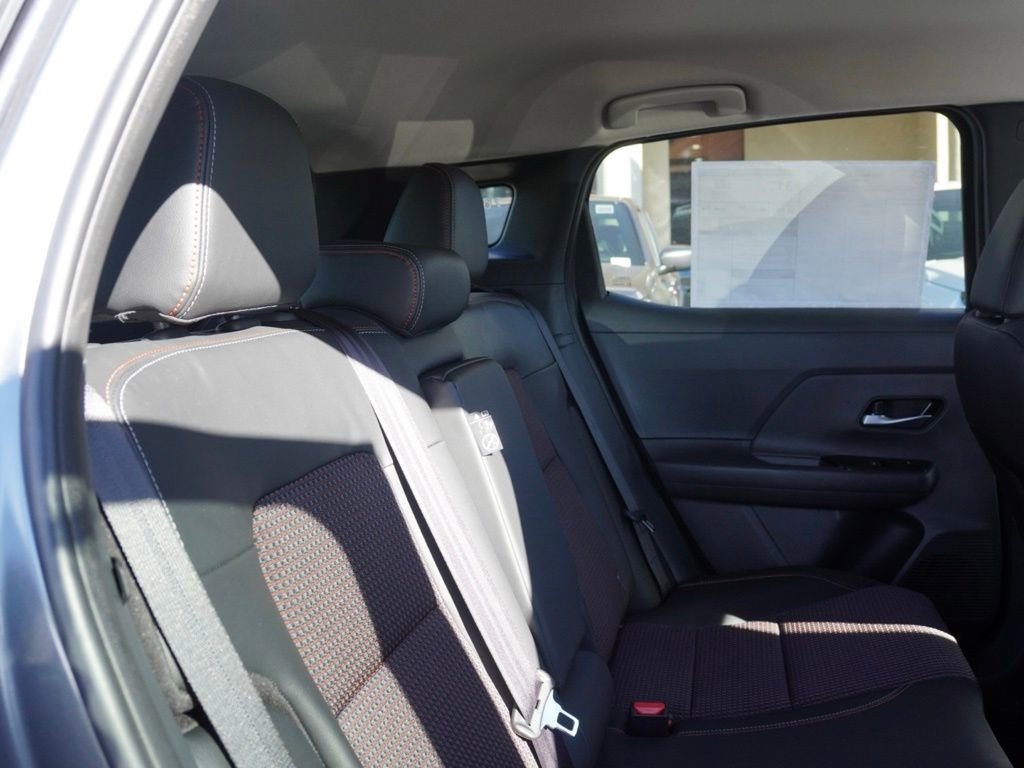 New 2026 Nissan Kicks SR image 21