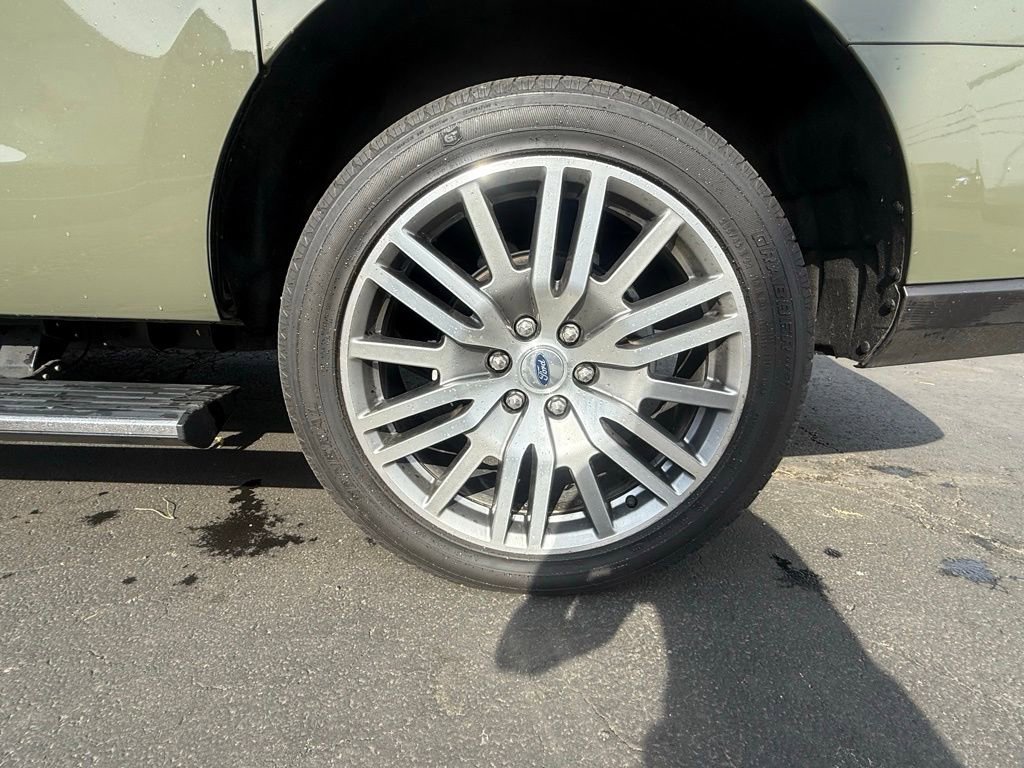 Used 2024 Ford Expedition Max Limited w/ Excursion Package AWD/4WD image 4