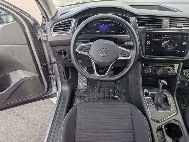 Used 2024 Volkswagen Tiguan S image 16