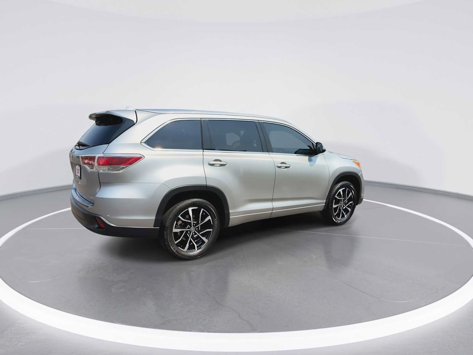 Used 2014 Toyota Highlander Limited FWD image 8