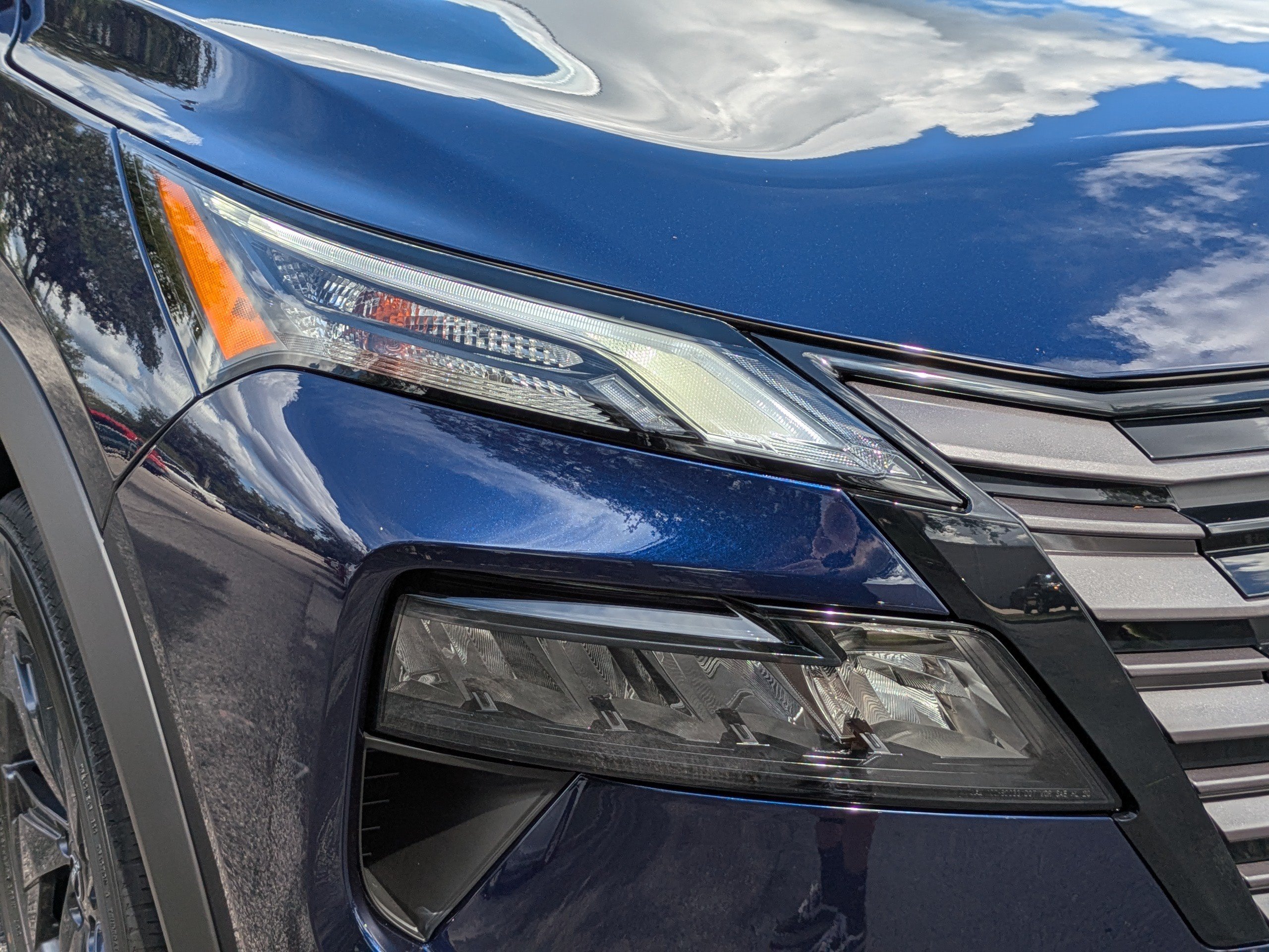New 2026 Nissan Rogue SV FWD image 11