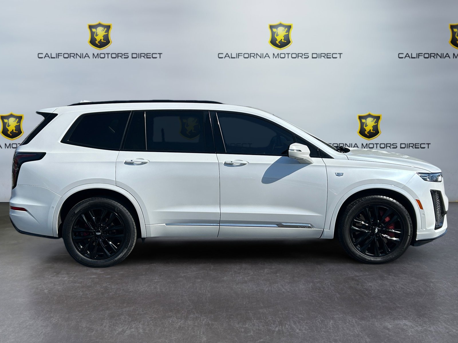 Used 2022 Cadillac XT6 Sport w/ Platinum Package AWD/4WD image 6