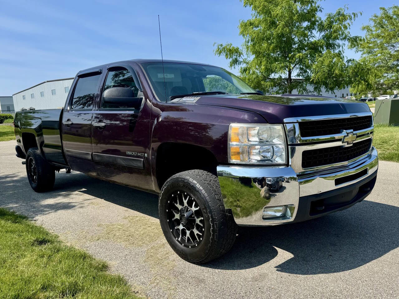 Used 2008 Chevrolet Silverado 2500 LT w/ 2LT Convenience Package image 4