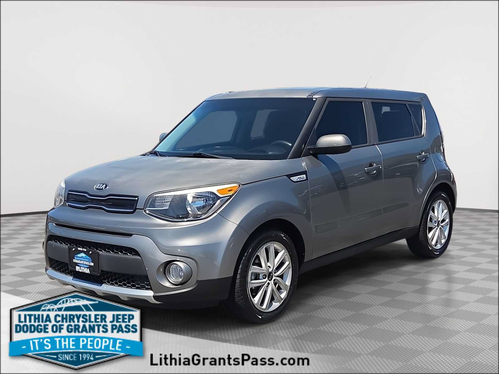 Used 2017 Kia Soul + FWD image 1