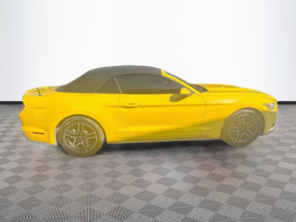 Used 2016 Ford Mustang Premium RWD image 5