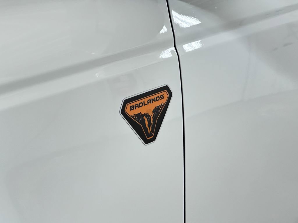 New 2025 Ford Bronco Badlands image 16
