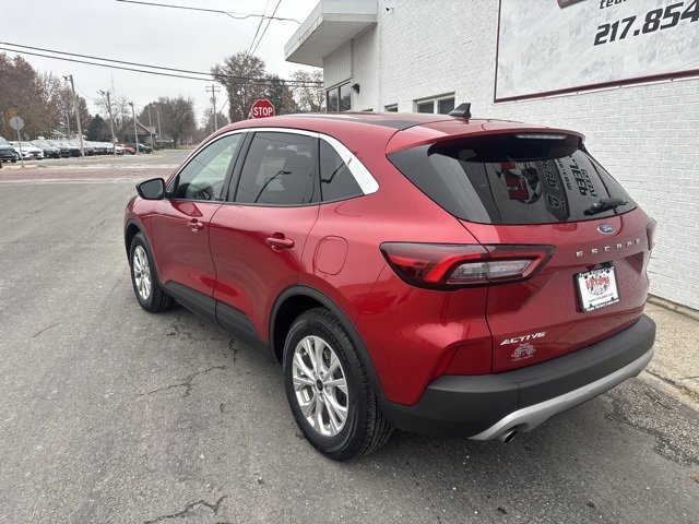 Used 2023 Ford Escape Active w/ Cold Weather Package image 5