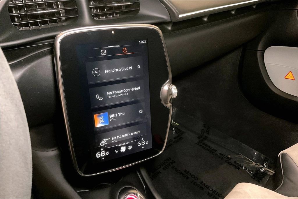 Used 2023 McLaren Artura image 32