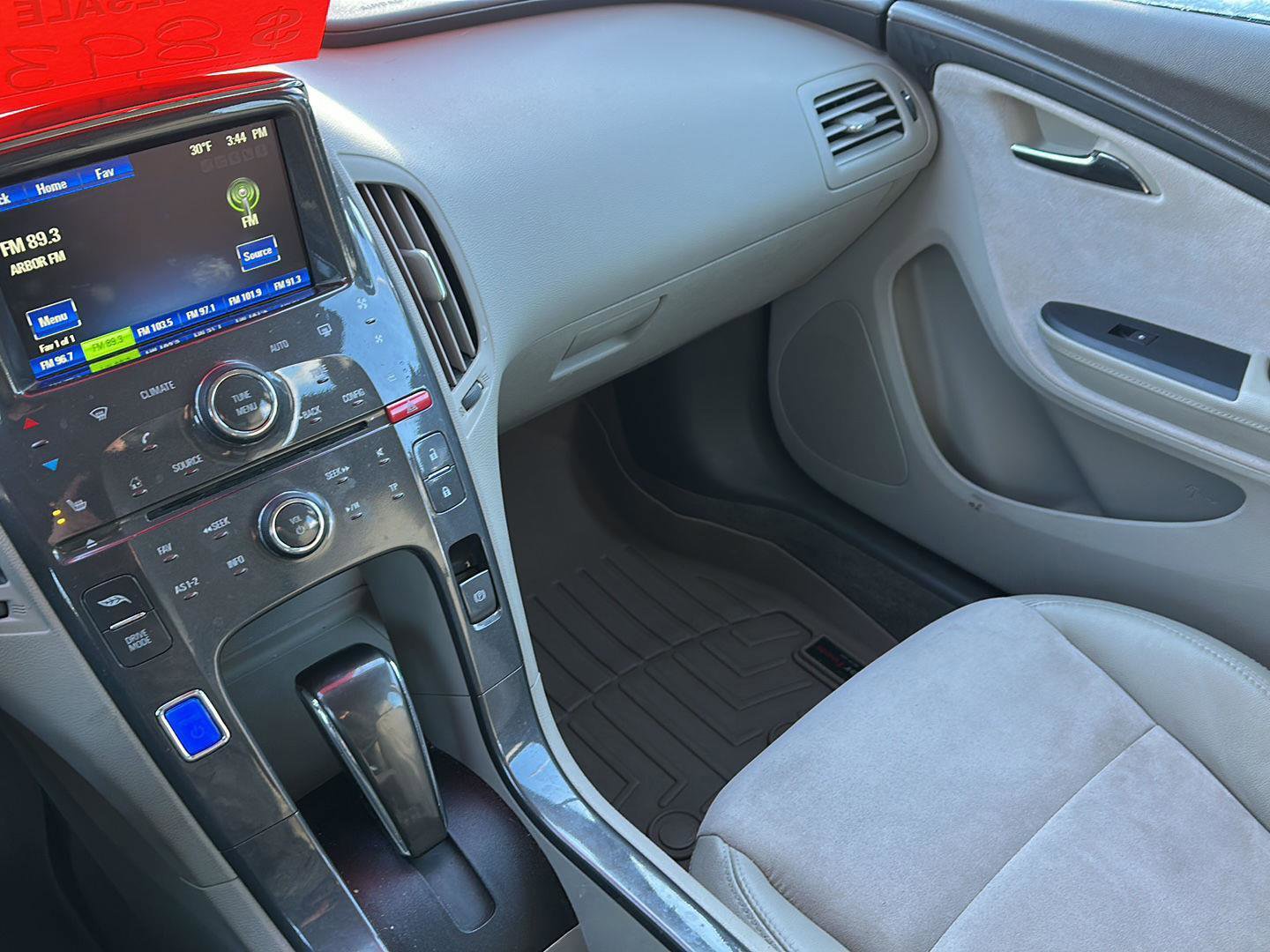 Used 2015 Chevrolet Volt Premium w/ Premium Trim Package image 30