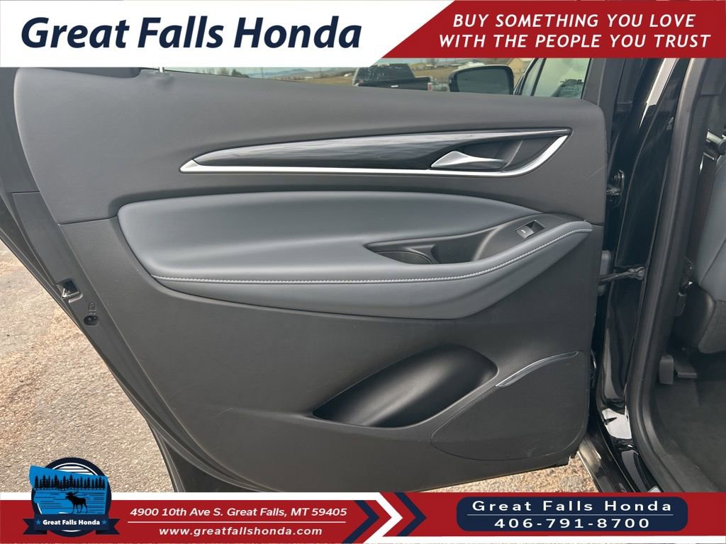 Used 2024 Buick Enclave Premium image 21