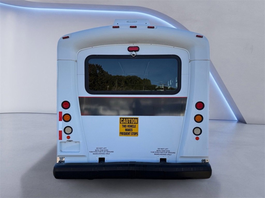 Used 2014 Chevrolet Express 4500 Base w/ Shuttle Bus Package image 38