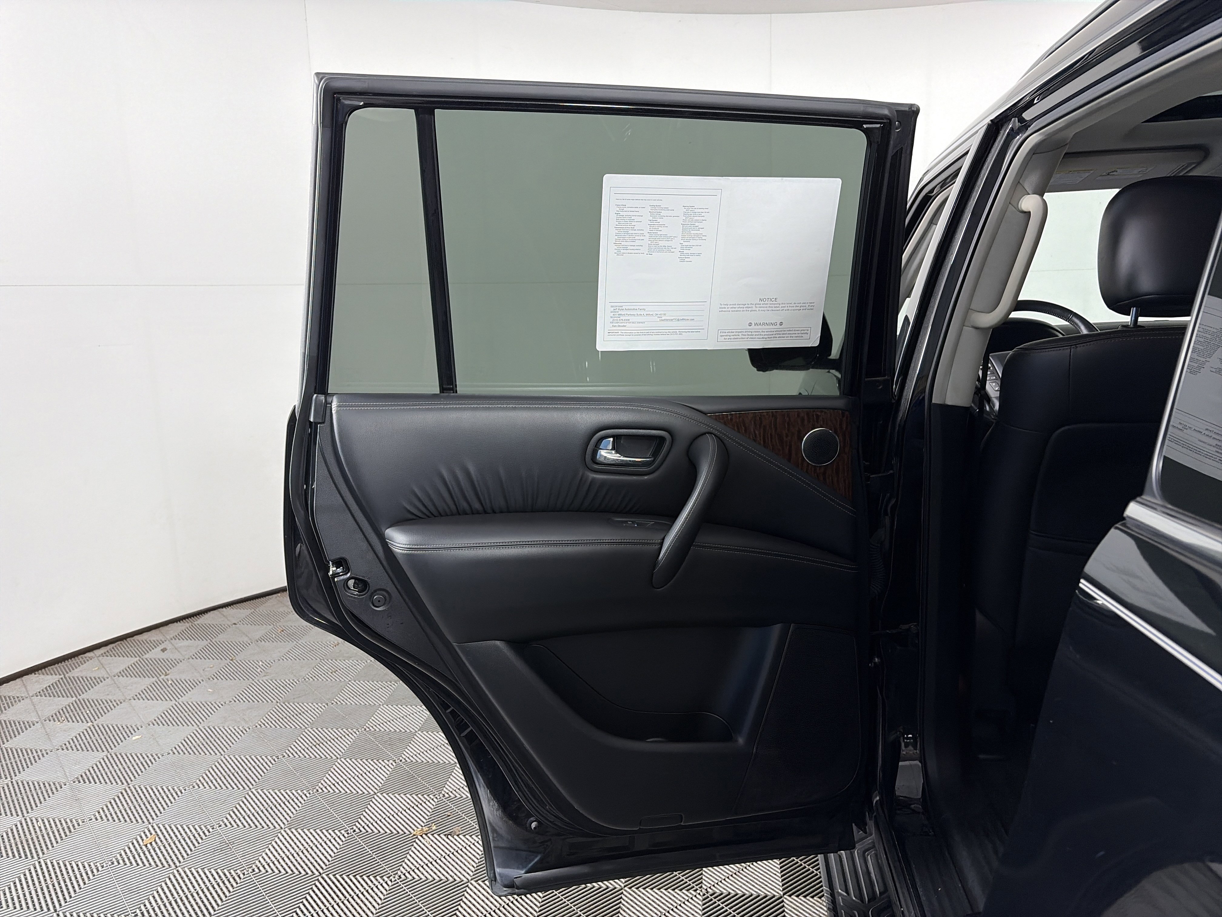 Used 2019 Nissan Armada SL w/ Premium Package image 37
