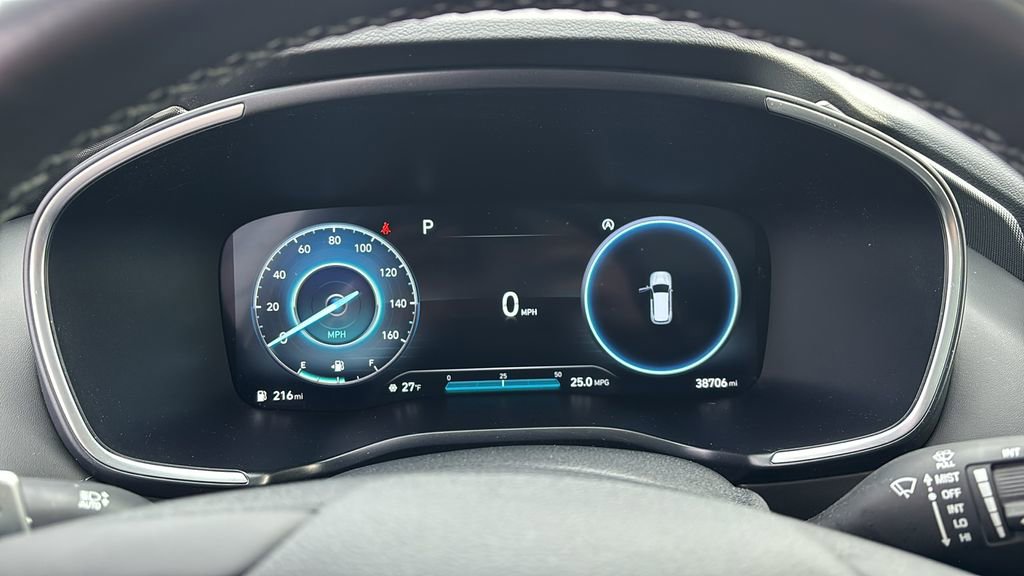 Used 2023 Hyundai Santa Fe SEL w/ Premium Package image 16