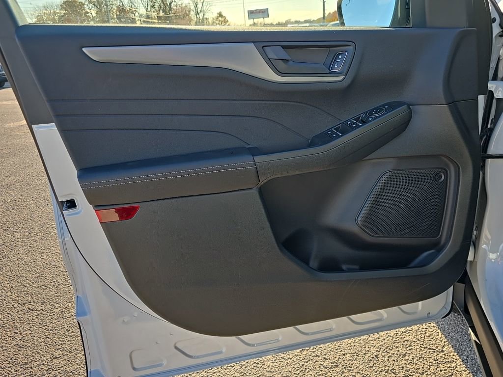 New 2026 Ford Escape Active w/ Tech Pack #1 AWD/4WD image 13