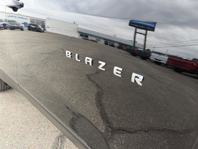 Used 2024 Chevrolet Blazer LT w/ Convenience Package AWD/4WD image 14