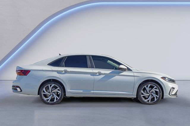 New 2026 Volkswagen Jetta SEL image 4