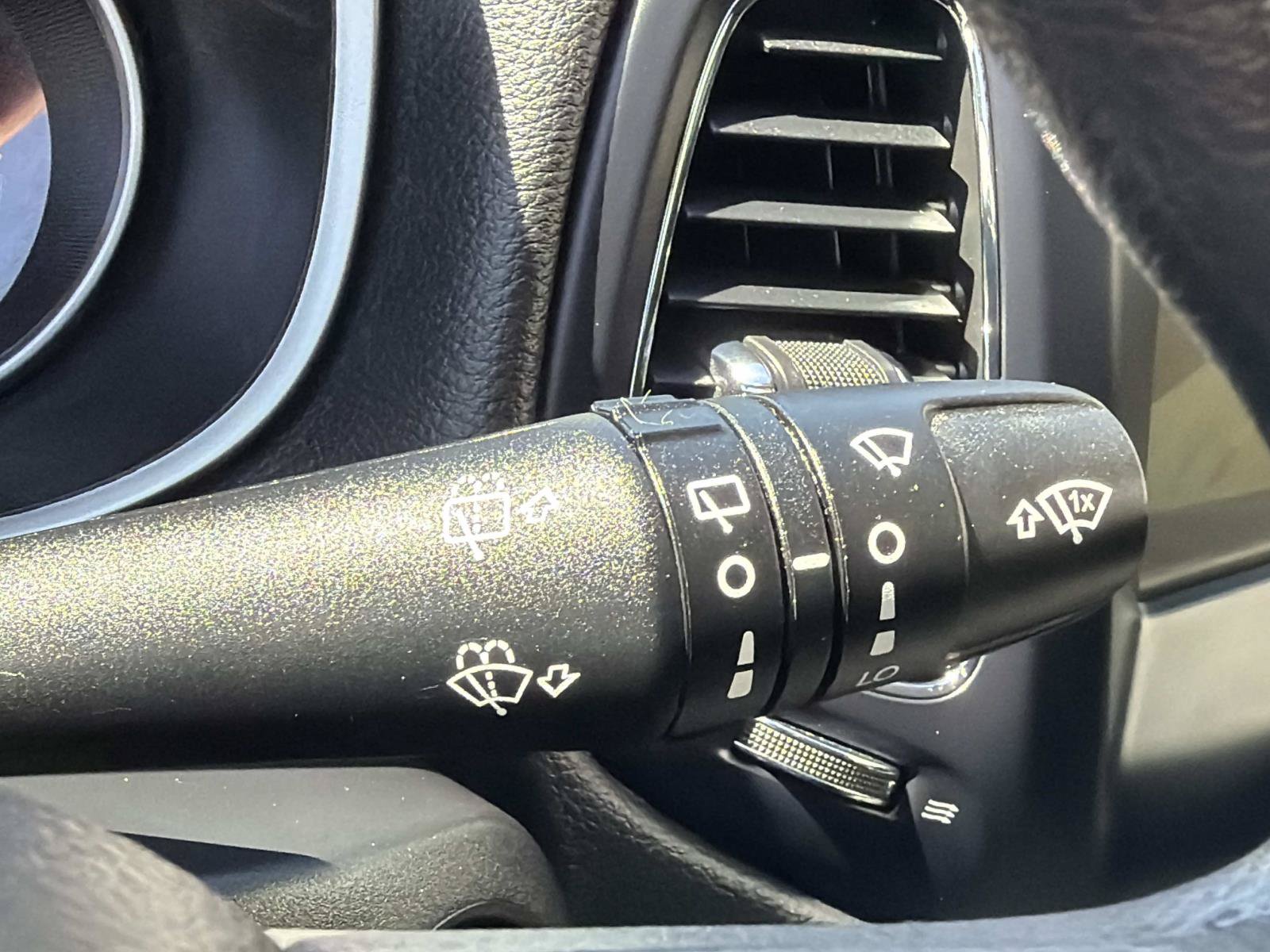 Used 2021 Jeep Compass Sport FWD image 28