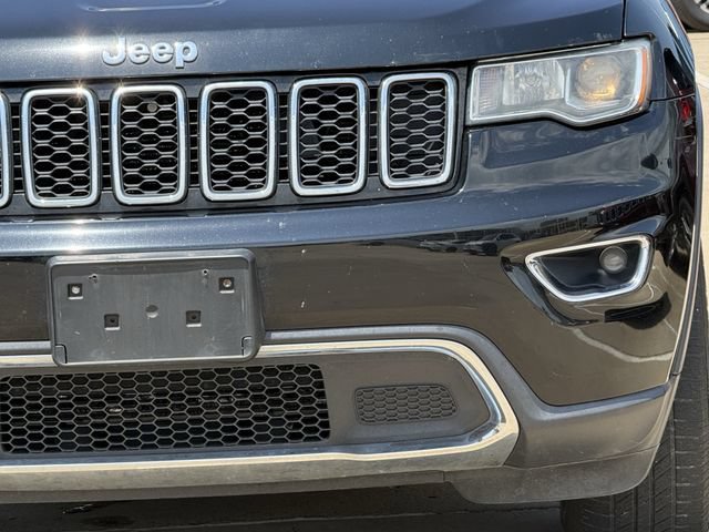 Used 2017 Jeep Grand Cherokee Limited AWD/4WD image 9