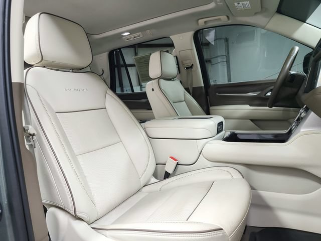 Used 2023 GMC Yukon Denali AWD/4WD image 48