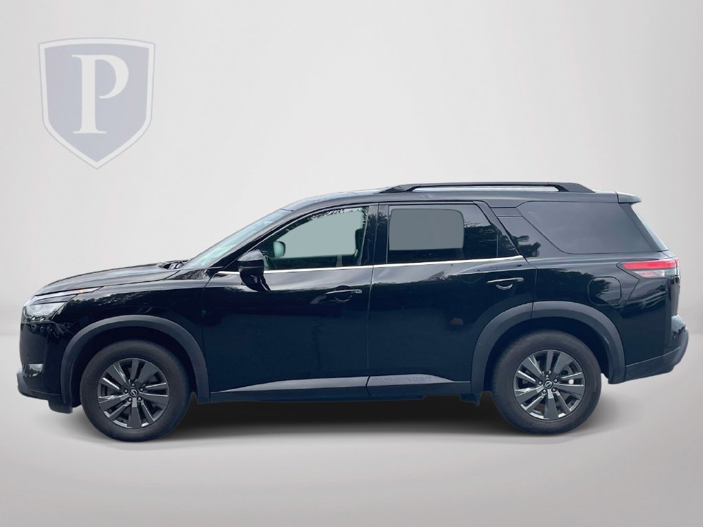 Used 2024 Nissan Pathfinder SV AWD/4WD image 5