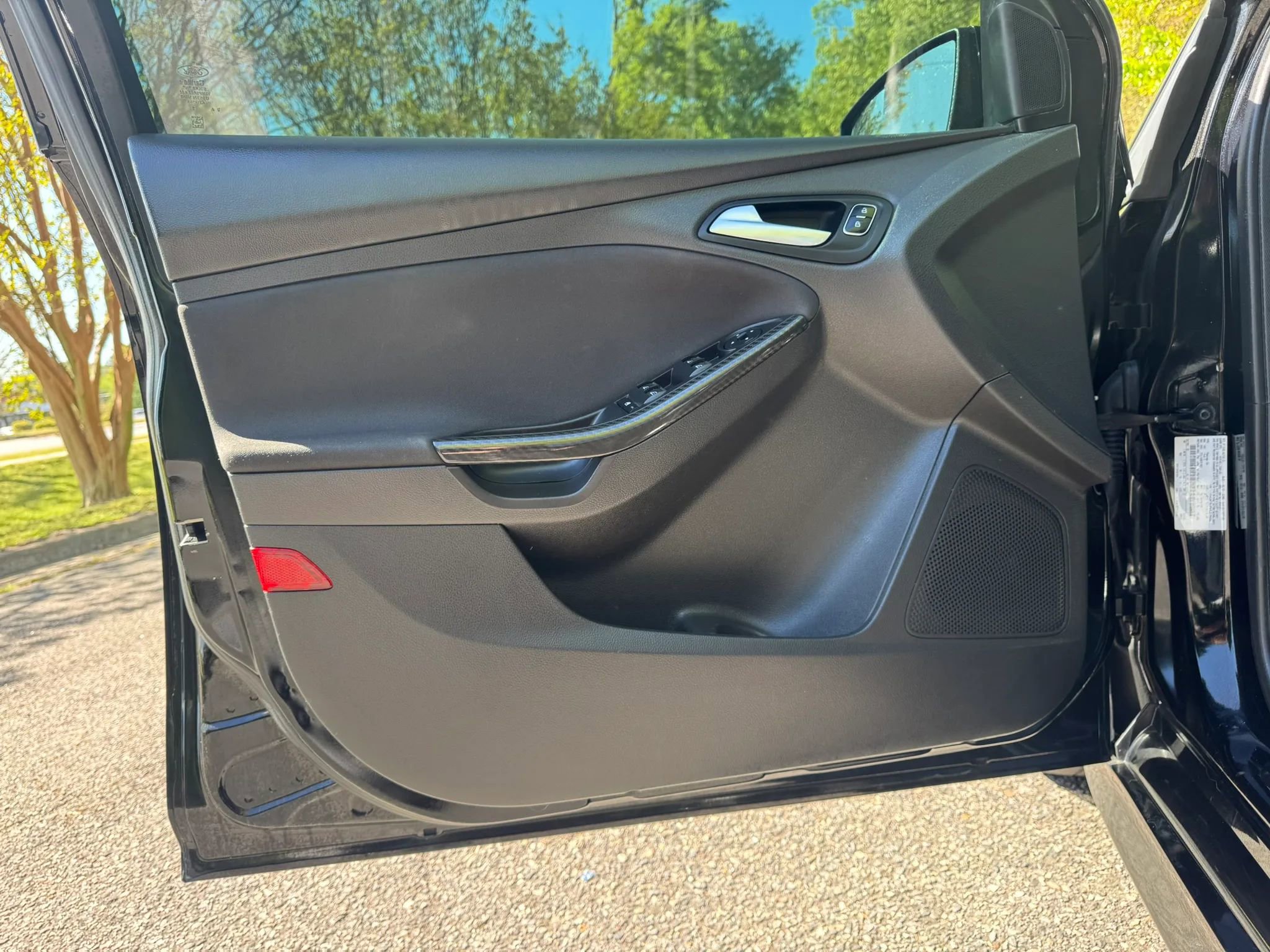 Used 2018 Ford Focus ST w/ Equipment Group 402A image 8