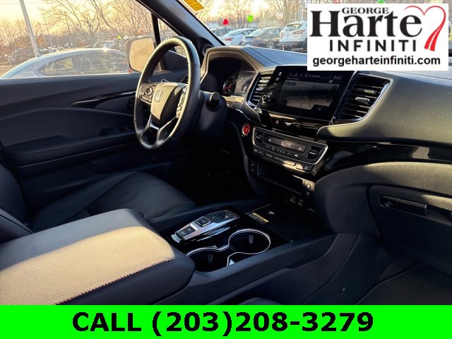 Used 2024 Honda Passport Black Edition image 21