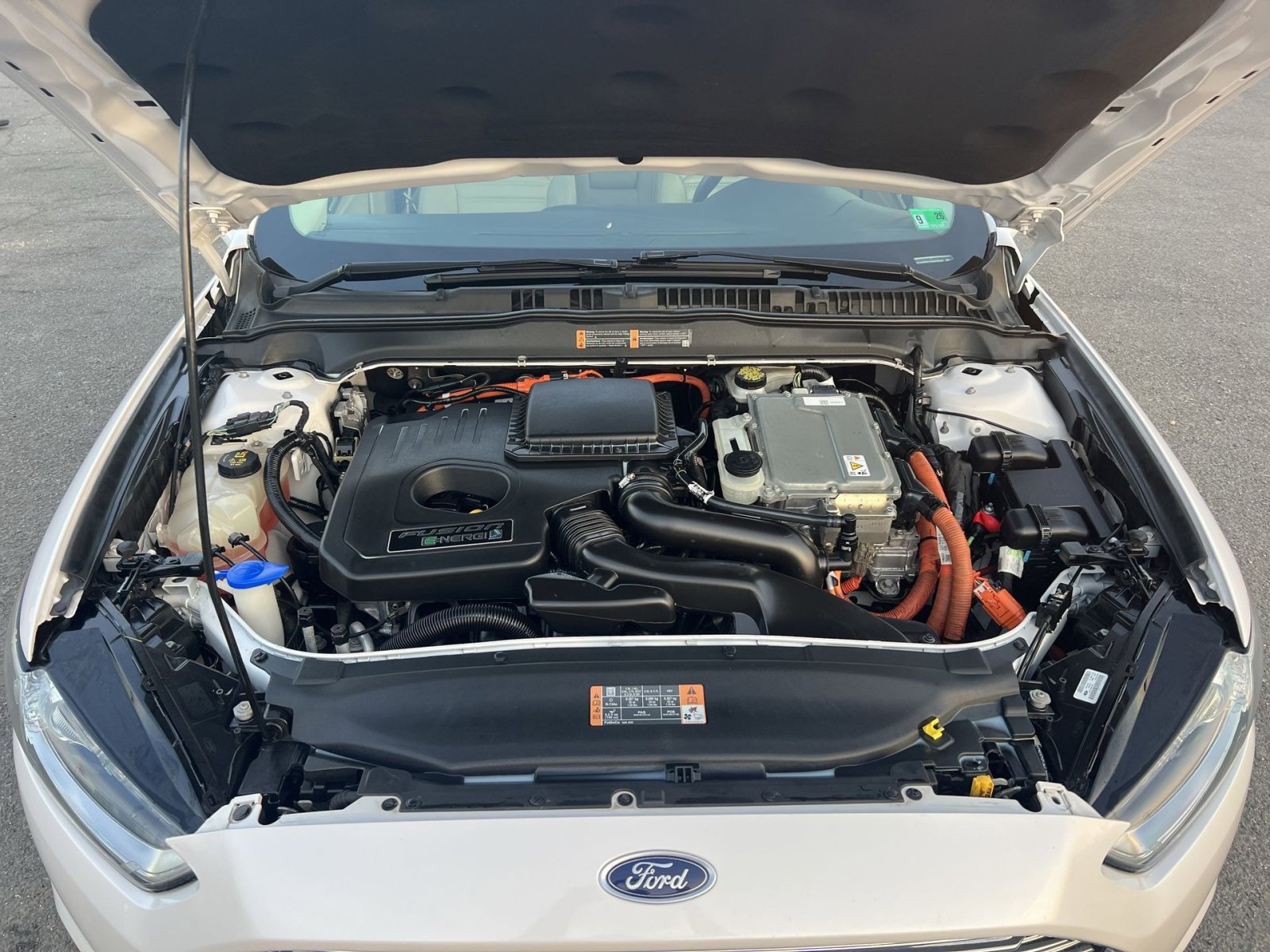 Used 2016 Ford Fusion Energi SE image 26