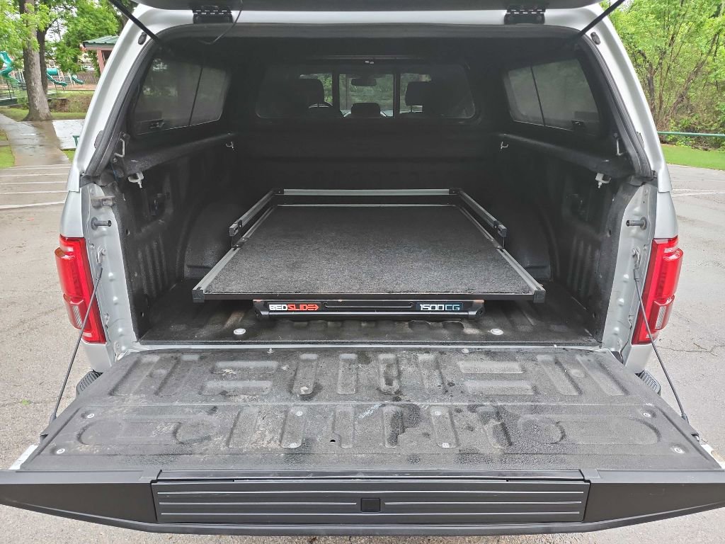 Used 2017 Ford F150 Platinum w/ Equipment Group 701A Luxury AWD/4WD image 10