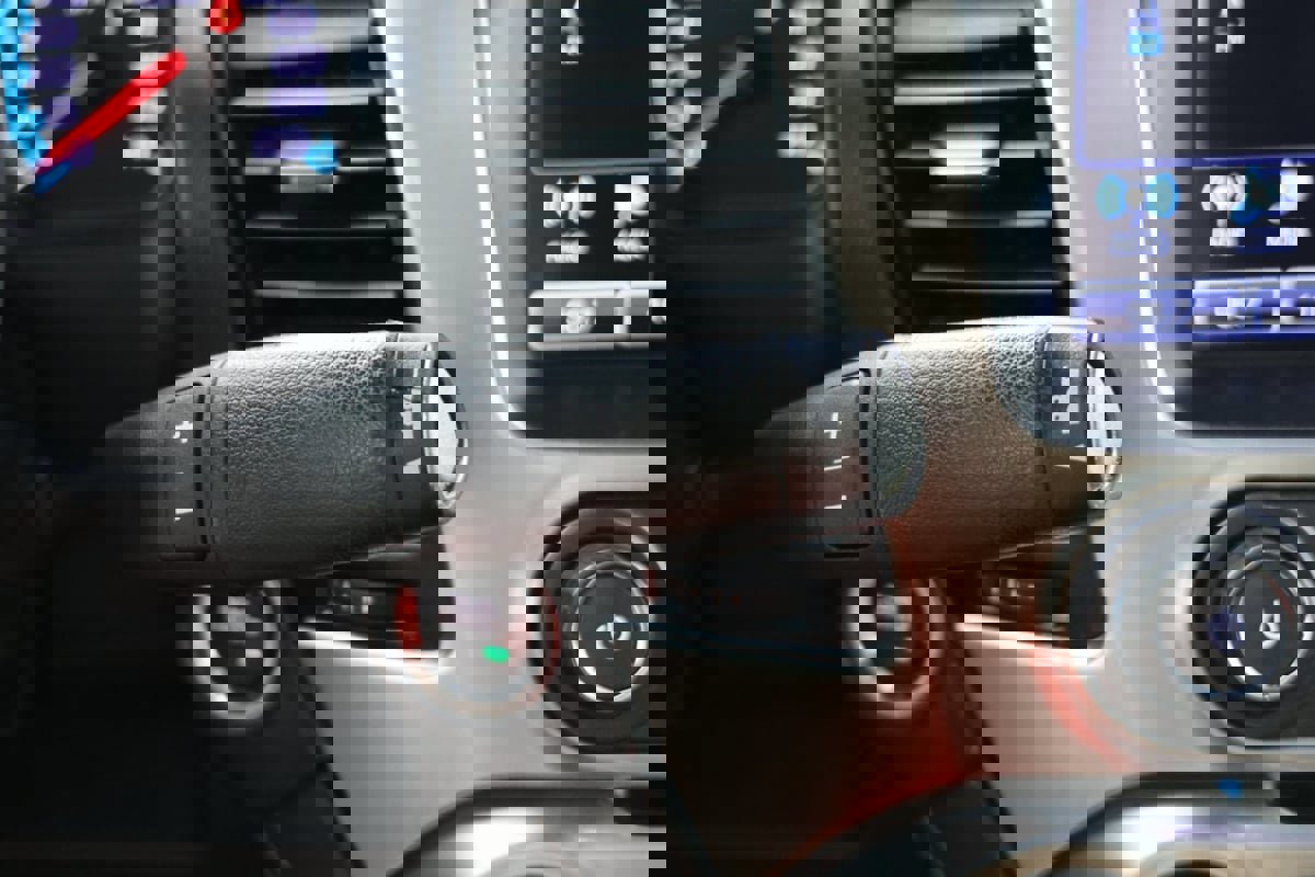 Used 2019 Chevrolet Suburban Premier image 6