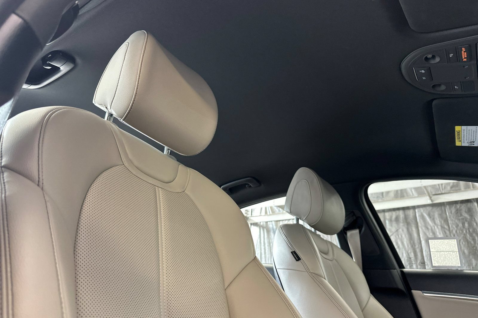 Used 2023 Genesis G70 2.0T RWD image 21