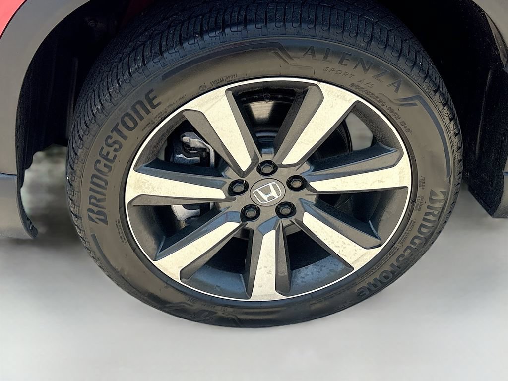 Used 2025 Honda Pilot Touring image 33