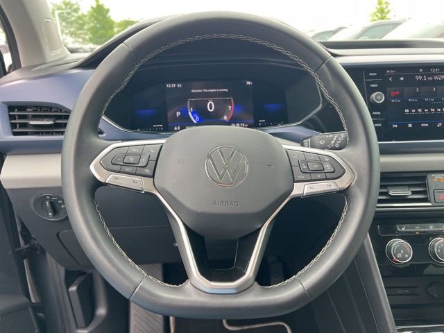 Used 2023 Volkswagen Taos SE w/ Panoramic Sunroof Package AWD/4WD image 13