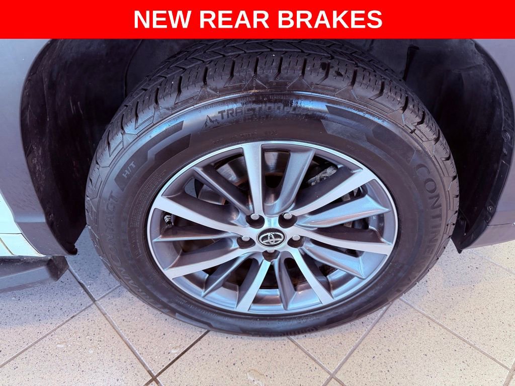 Used 2018 Toyota Highlander XLE image 4