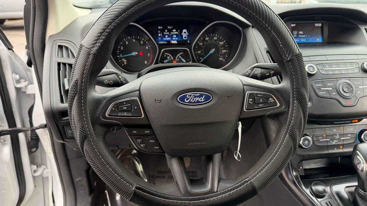 Used 2018 Ford Focus SE image 21