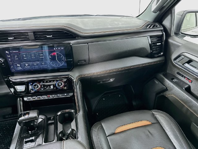 Used 2022 GMC Sierra 1500 AT4 w/ Sierra Safety Plus Package AWD/4WD image 28