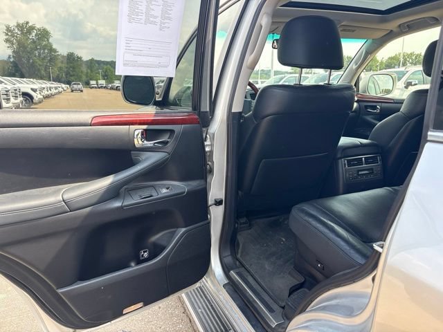 Used 2011 Lexus LX 570 4WD image 17