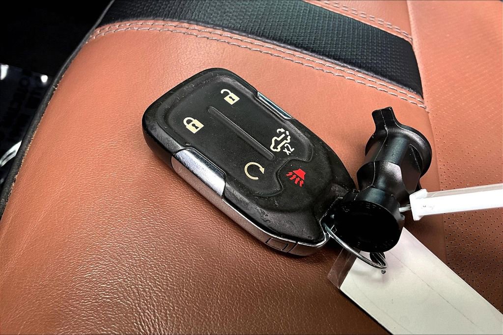 Used 2022 Chevrolet Silverado 3500 High Country w/ Technology Package image 10