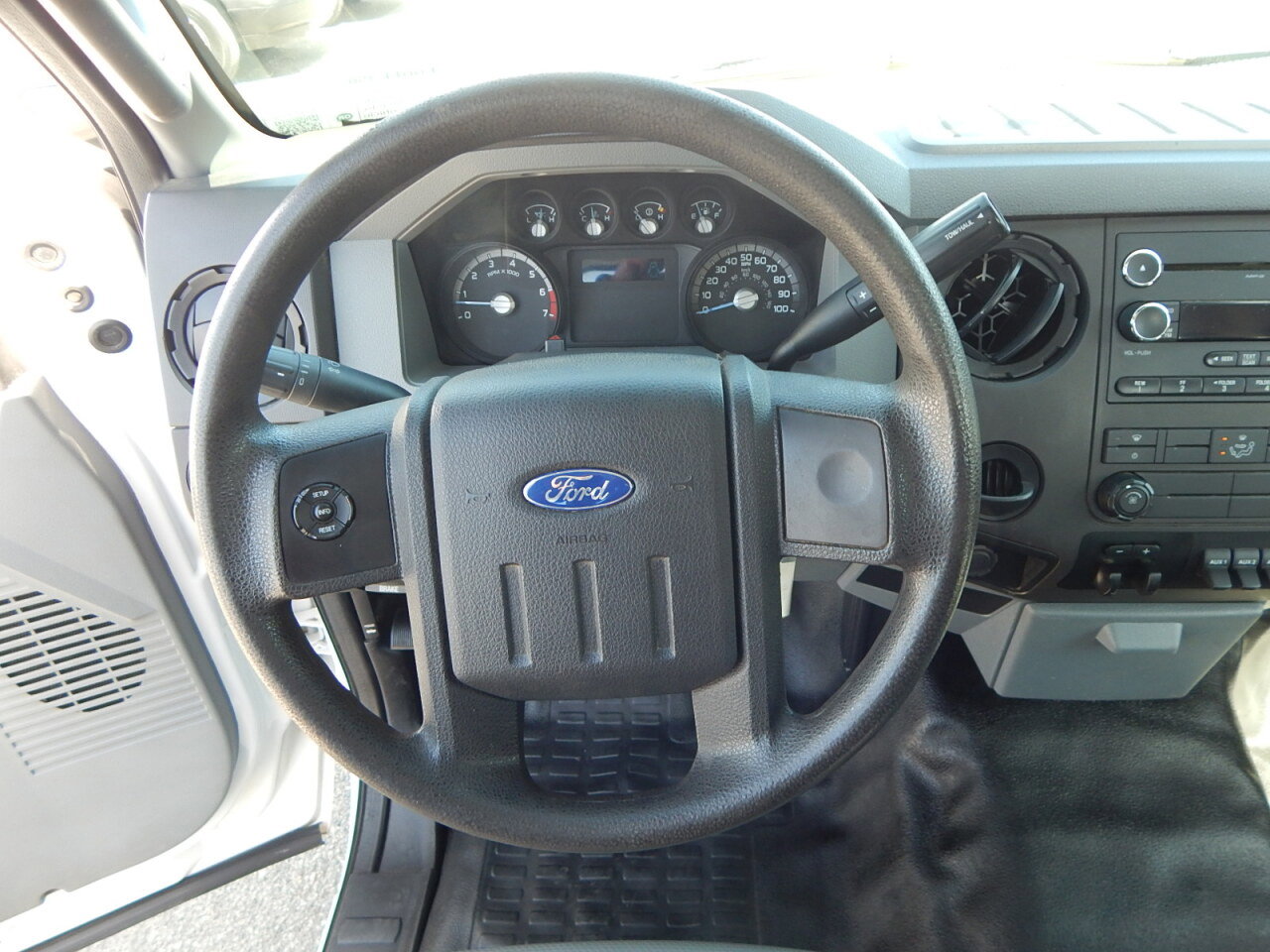 Used 2015 Ford F350 XL RWD image 24