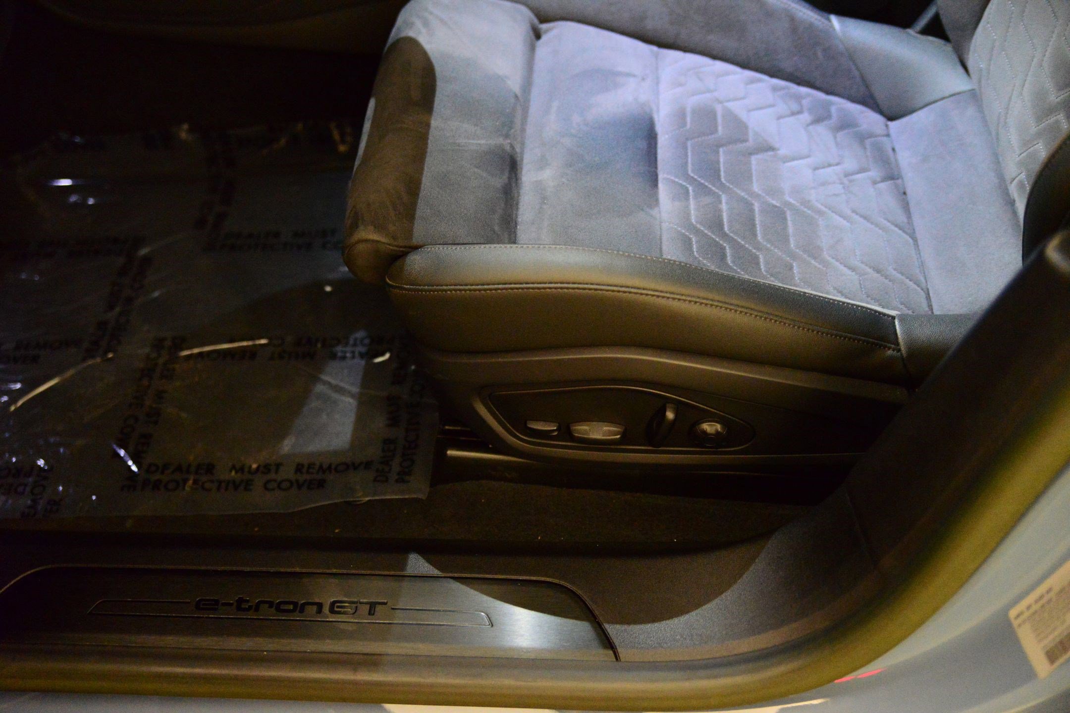 Certified 2023 Audi e-tron GT Premium Plus image 26