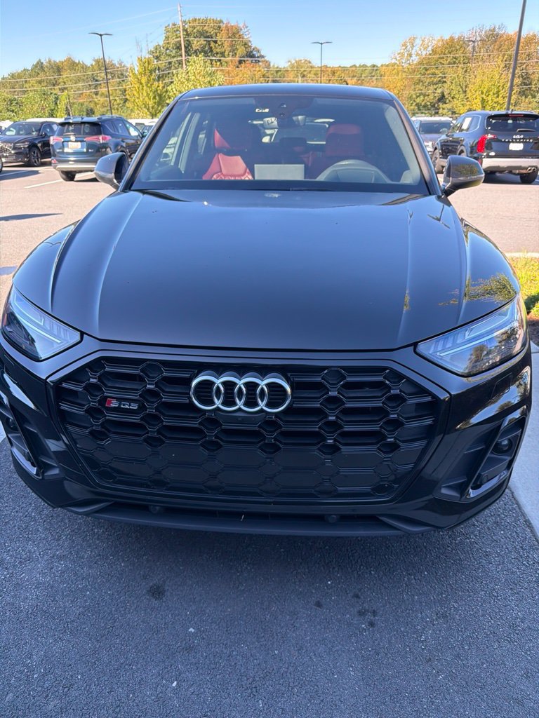 Used 2021 Audi SQ5 Prestige w/ Prestige Package AWD/4WD image 2